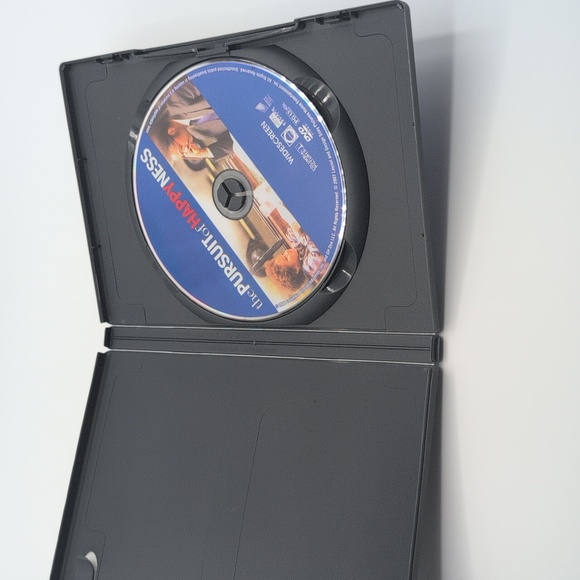 💵2/$10Bundle and Save💵 The Pursuit of Happyness DVD - Picture 4 of 5